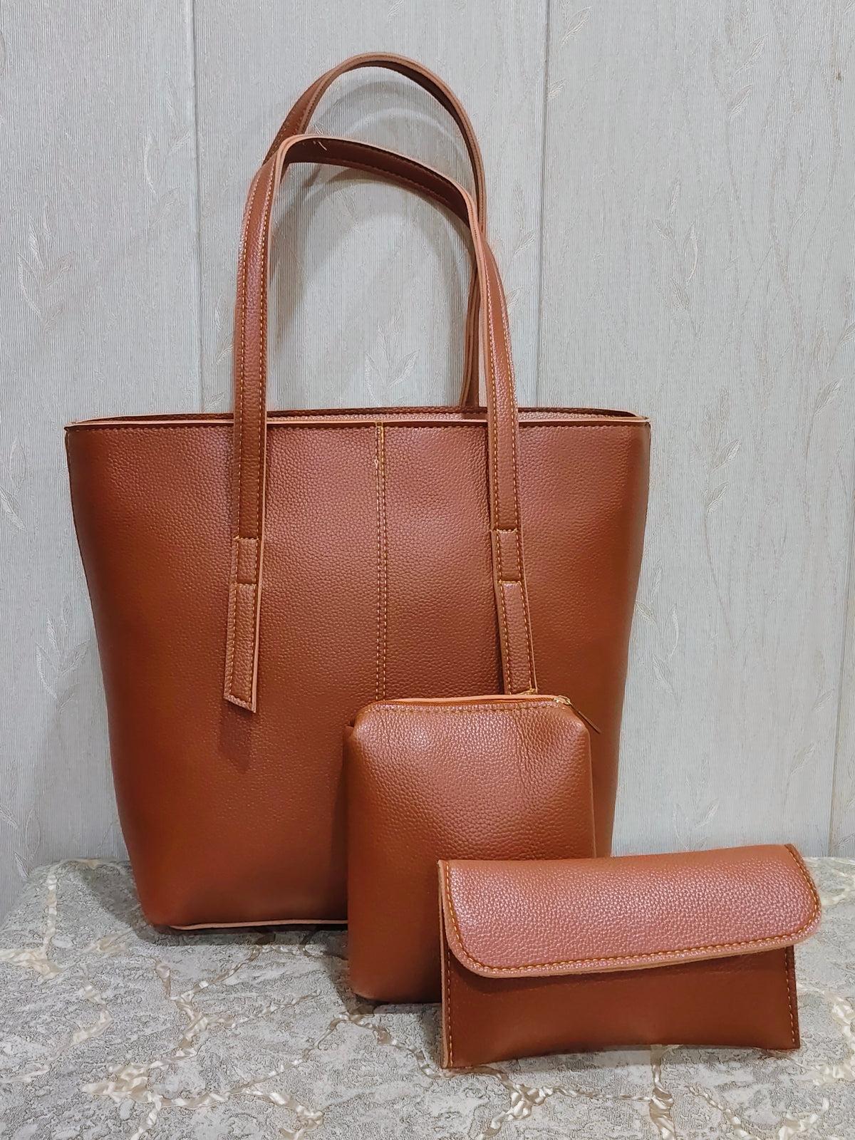 Elegant Luxe Black Tote Bag-3 Piece Premium Handbag Set