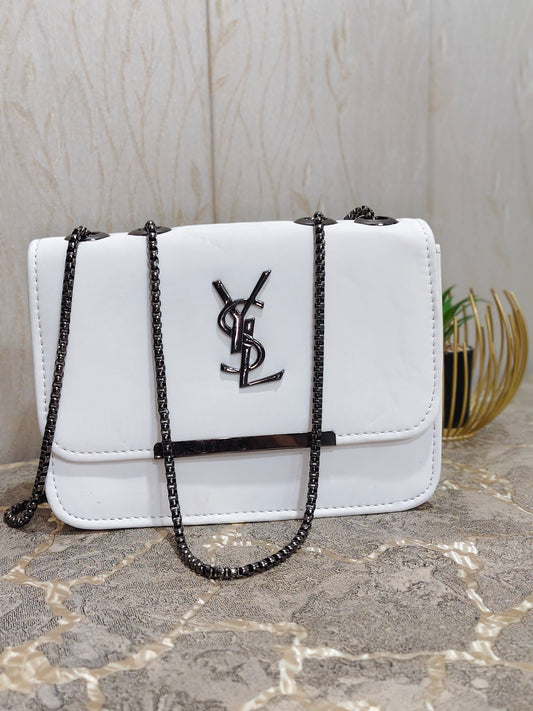 Elegant White Luxe Chain Shoulder Bag