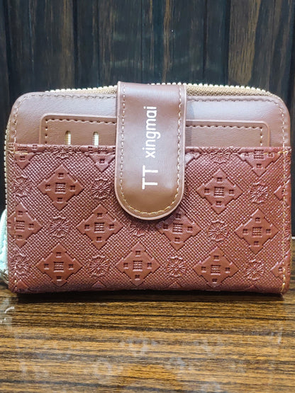 Elegant White embossed Wallet-Chic Patterned Women's Purse