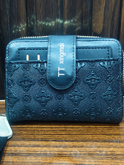 Elegant White embossed Wallet-Chic Patterned Women's Purse