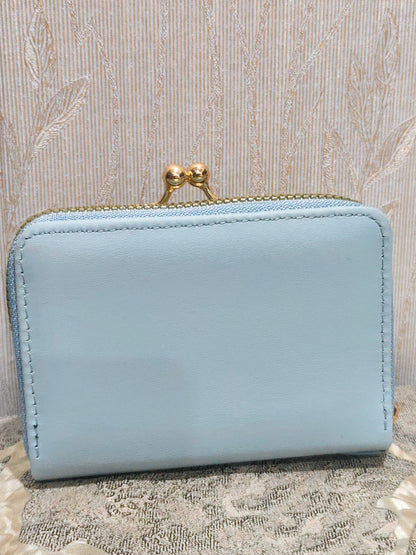 Elegant Tan Daisy Frame Wallet- Chic &Timeless Clutch Purse