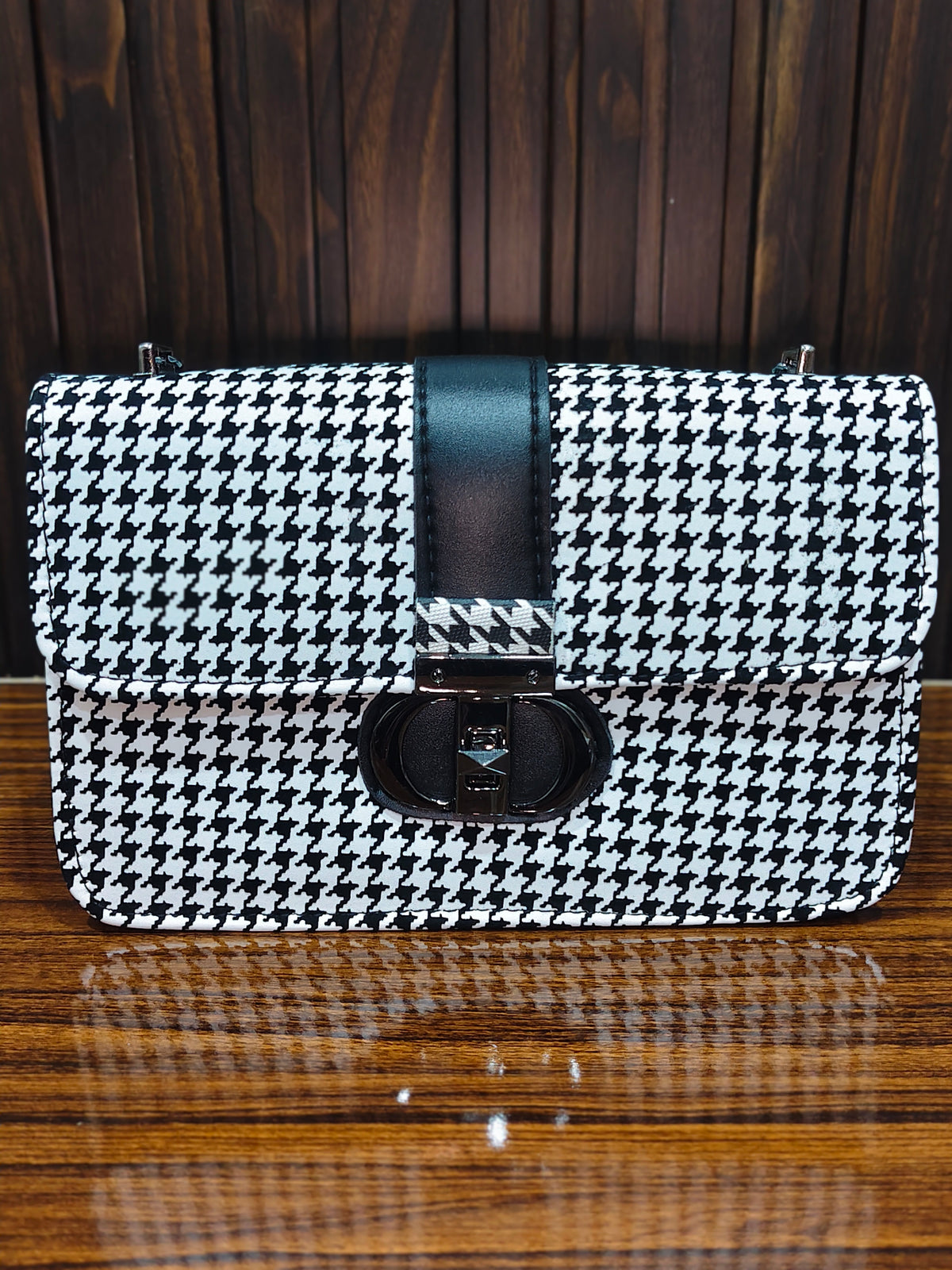 Elegant Houndstooth Chain Shoulder Bag